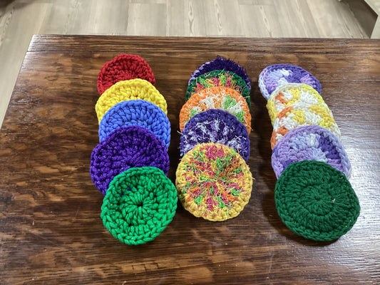 Crocheted sponge