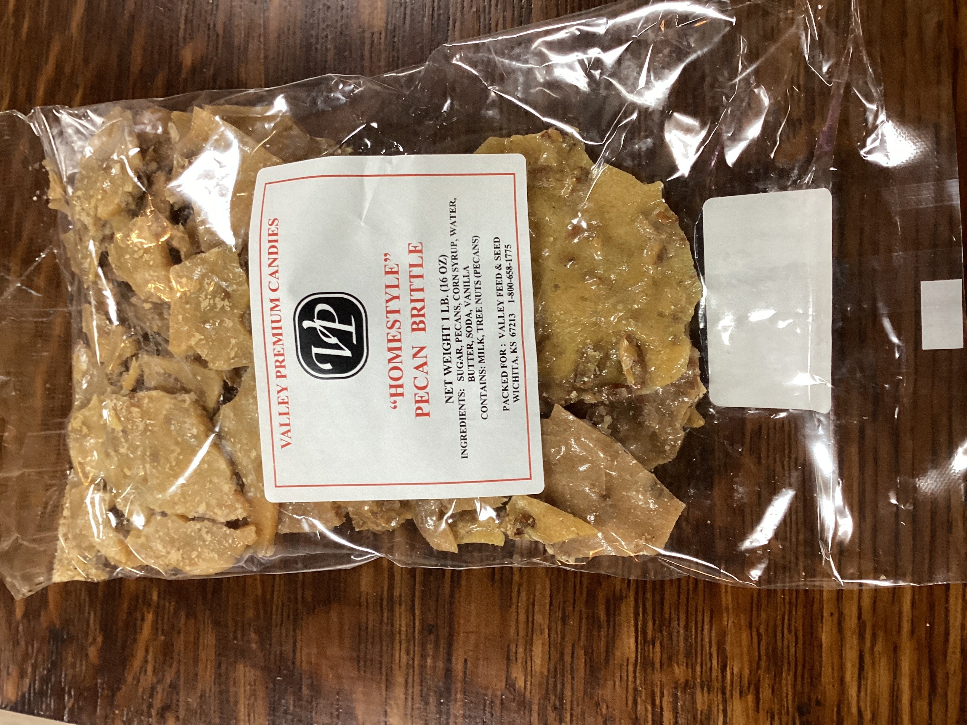 Homestyle pecan brittle